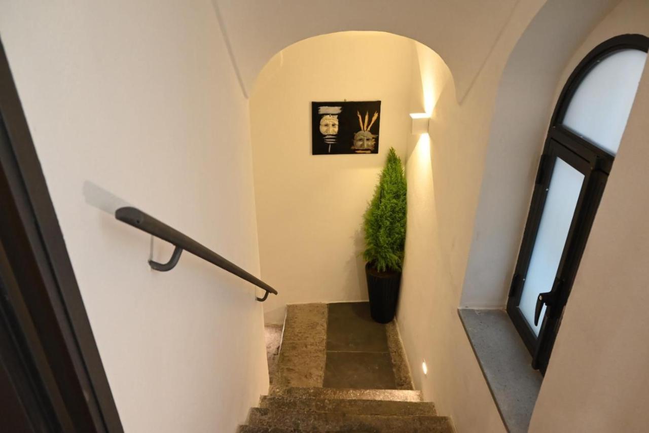 B&B Palazzina Avallone Napoli Exterior foto