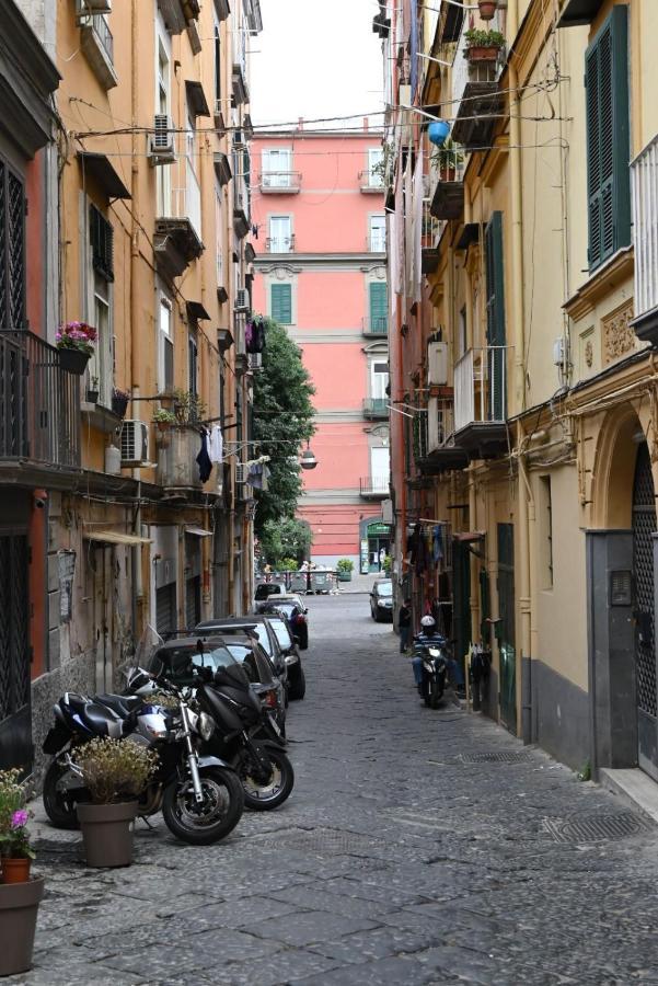 B&B Palazzina Avallone Napoli Exterior foto